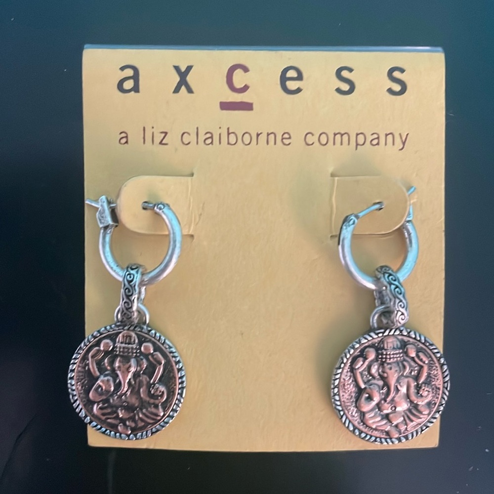 Axcess Elephant hoop dangling earrings